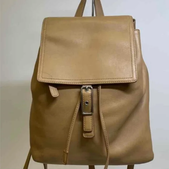 Coach Vintage  Hampton Legacy Leather  Backpack EUC Hampton Legacy Backpack : r/Coach main image 3